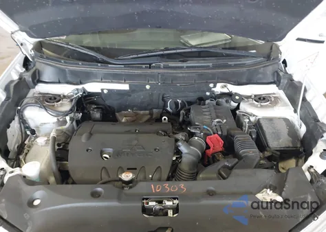 2018 Mitsubishi Outlander Sport 2.0 Es z USA, uszkodzony, nr VIN JA4AR3AU6JZ014117